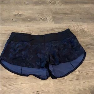 EUC camo lululemon shorts